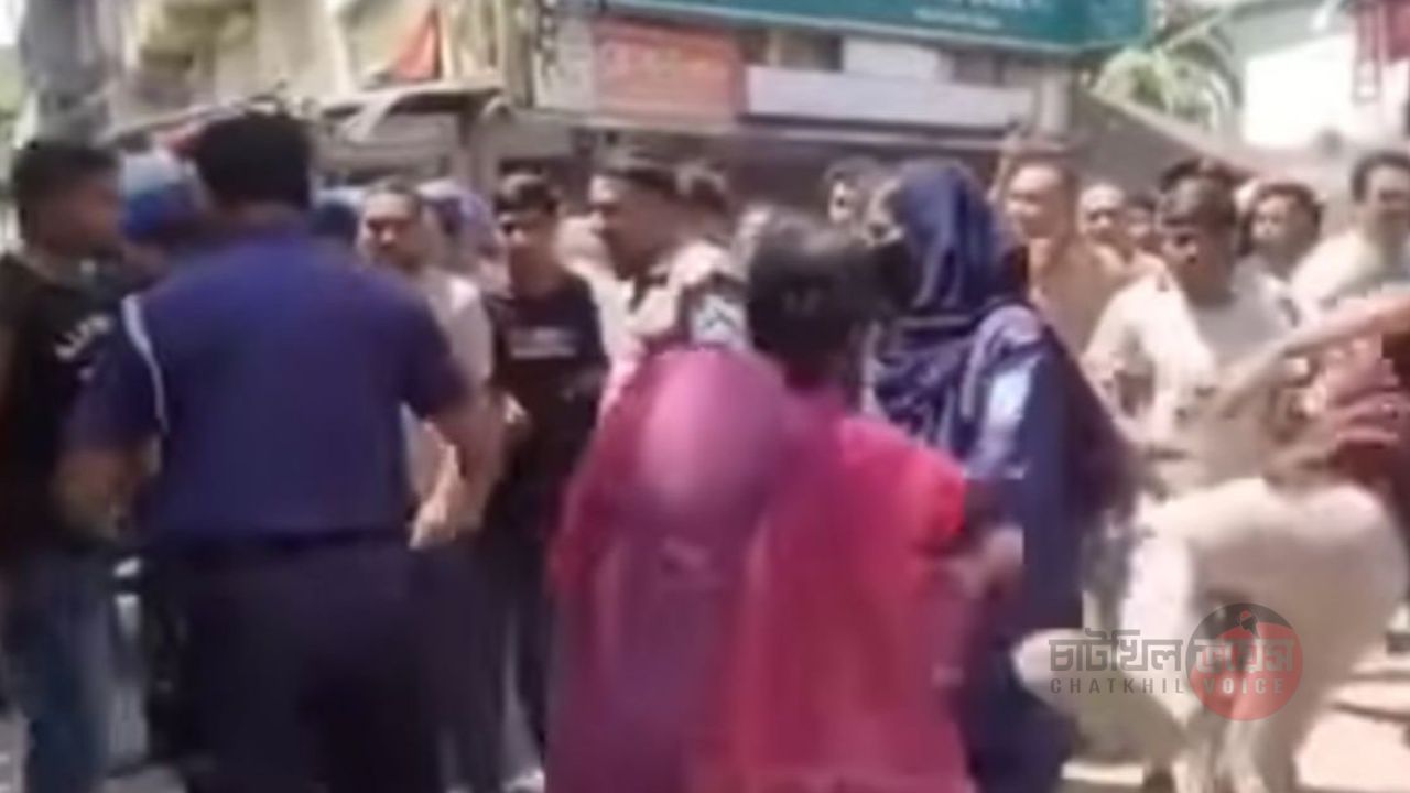 পুলিশের সামনে নারীকে লাথি দেওয়ার ভিডিও নিয়ে যা জানা গেল